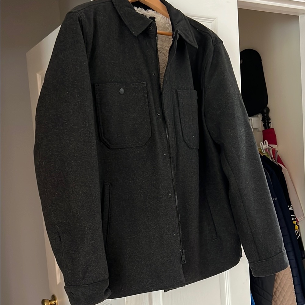 G.H. Bass & Co. Black Quilted Lightweight Jacket